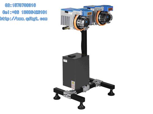 Double water-jet weft feeder