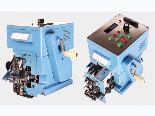 Loom automatically connected by machine