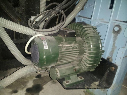 Suction motor